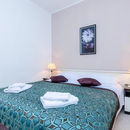Nicol - Two-bedroom With Sea View Διαμέρισμα