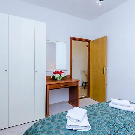 Nicol - Two-bedroom With Sea View * Ντουμπρόβνικ